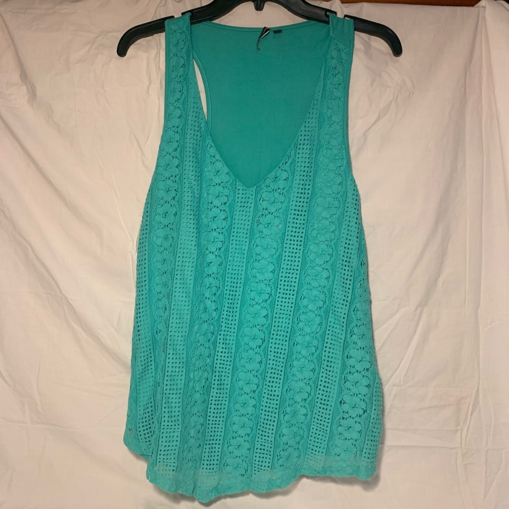 Vneck tank